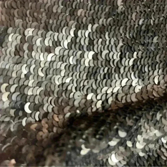 Alice + Olivia Silver Sequin Top - Sarita Short Sleeve Blouse Small Petite - Picture 7 of 12